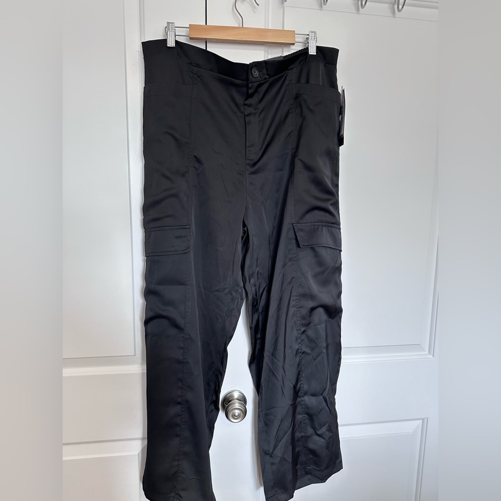 Black, Sofia Vergara satin wide leg cargo pant (not real satin)